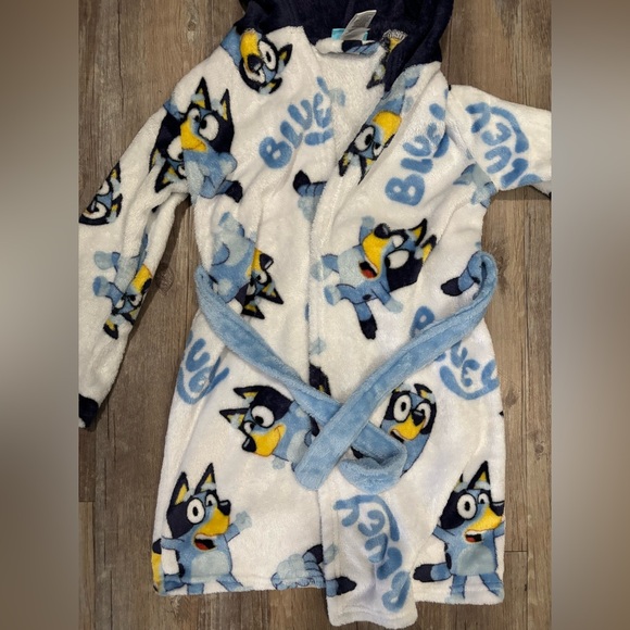 Kids Bluey Robe - Picture 2 of 5